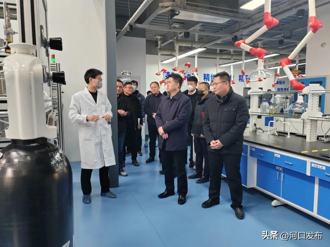 一体推进教育科技人才事业发展，构建未来社会的新篇章