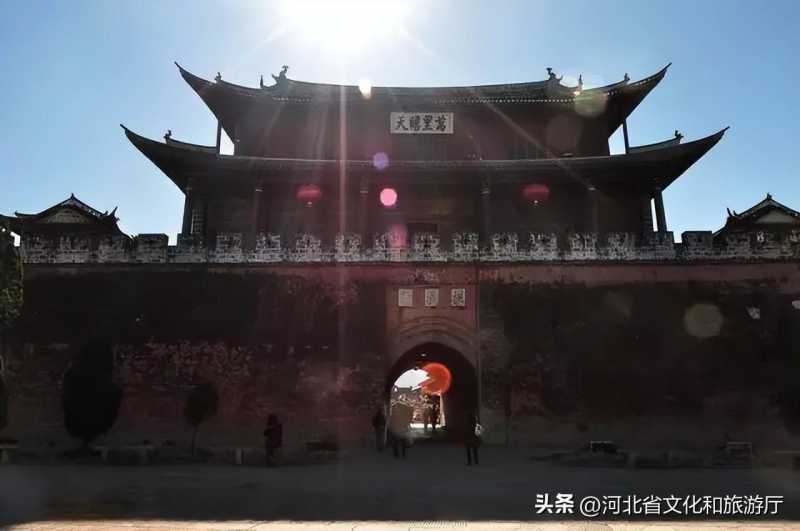 古城珍藏品，历史与文化的交融