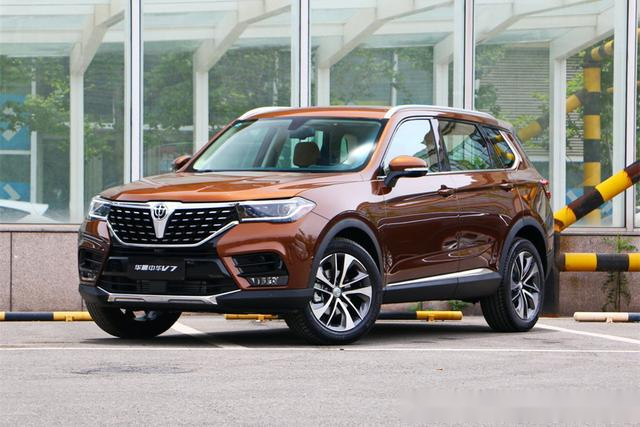 大型国产SUV，展现中国制造的强大实力