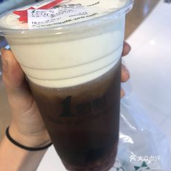 四季奶青与四季玛奇朵，奶茶的韵味与生活的色彩