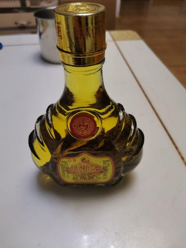 蜂胶泡酒最佳比例探讨