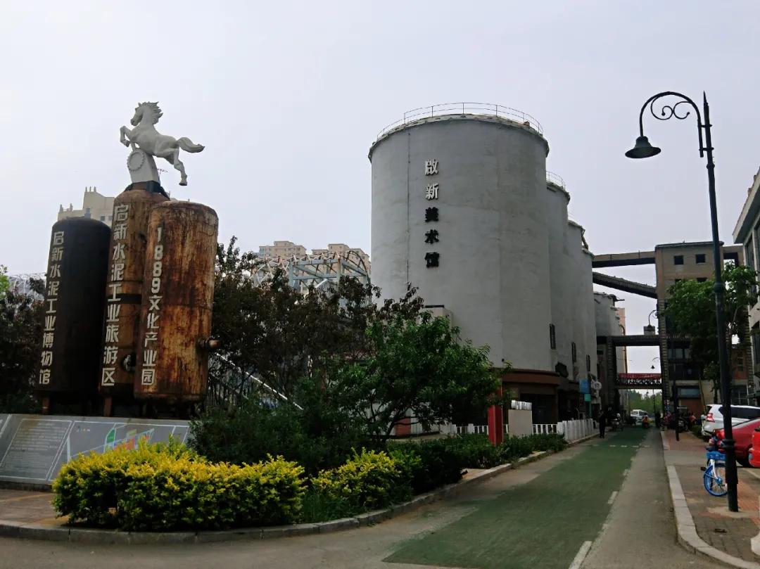 水泥建筑公司，打造坚固基石，塑造未来城市
