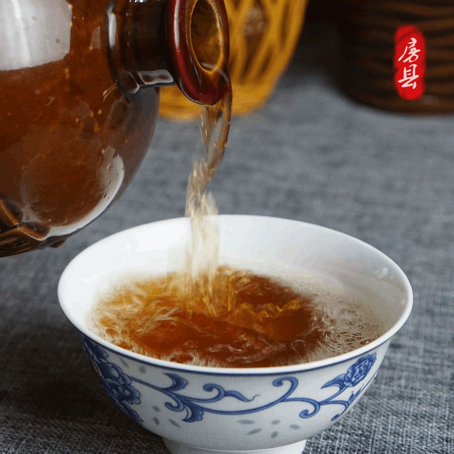 房县黄酒简介，千年传承的佳酿之魂