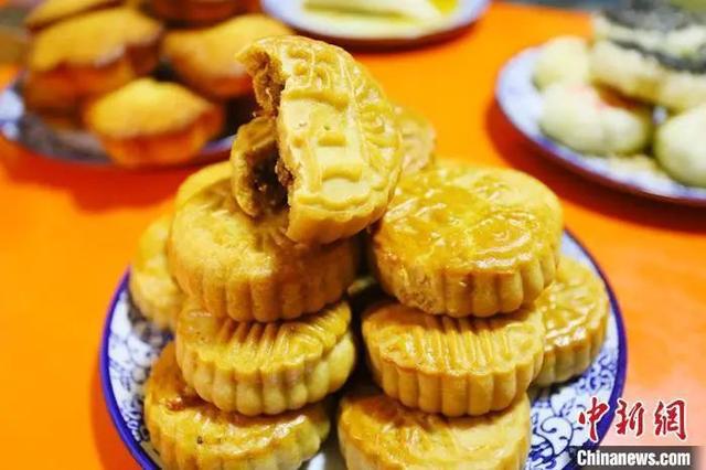 传统老式手工月饼做法，传承千年的美味艺术