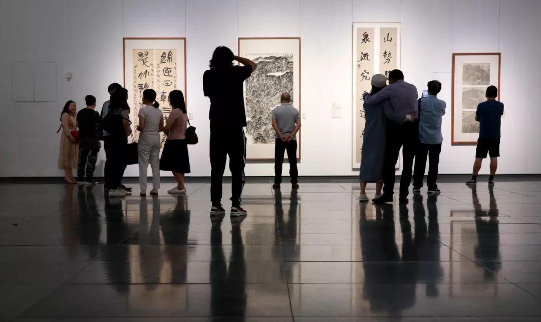 东莞新中华手袋厂简介