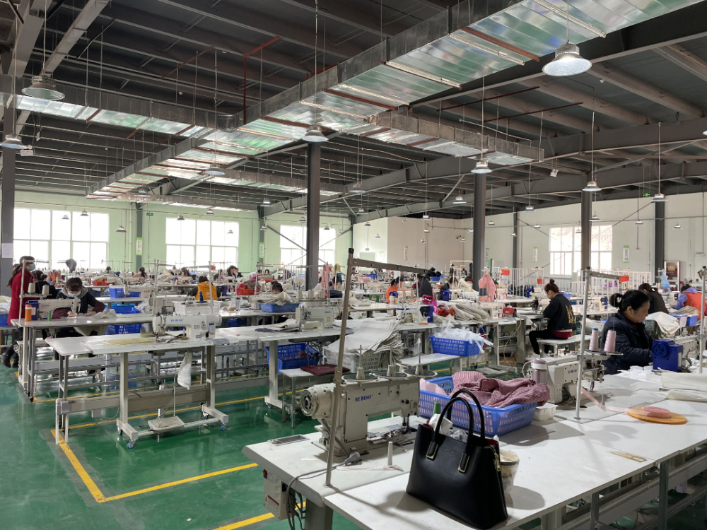 常州市手袋皮具厂的卓越成就与发展前景