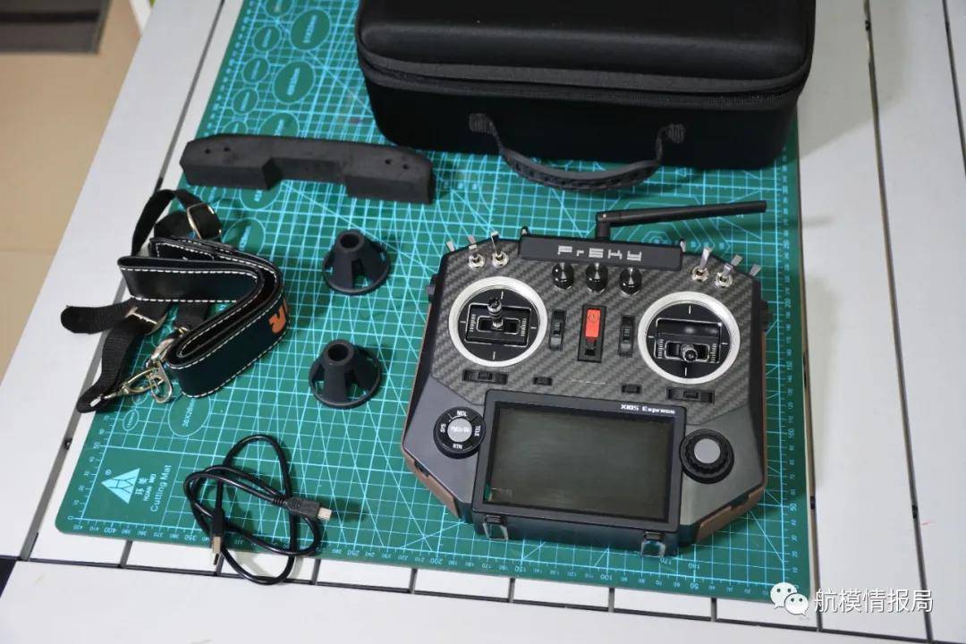 睿思凯X9D飞固定翼全面解析