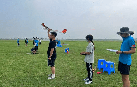 武汉飞固定翼航模场地，探索与体验的天空