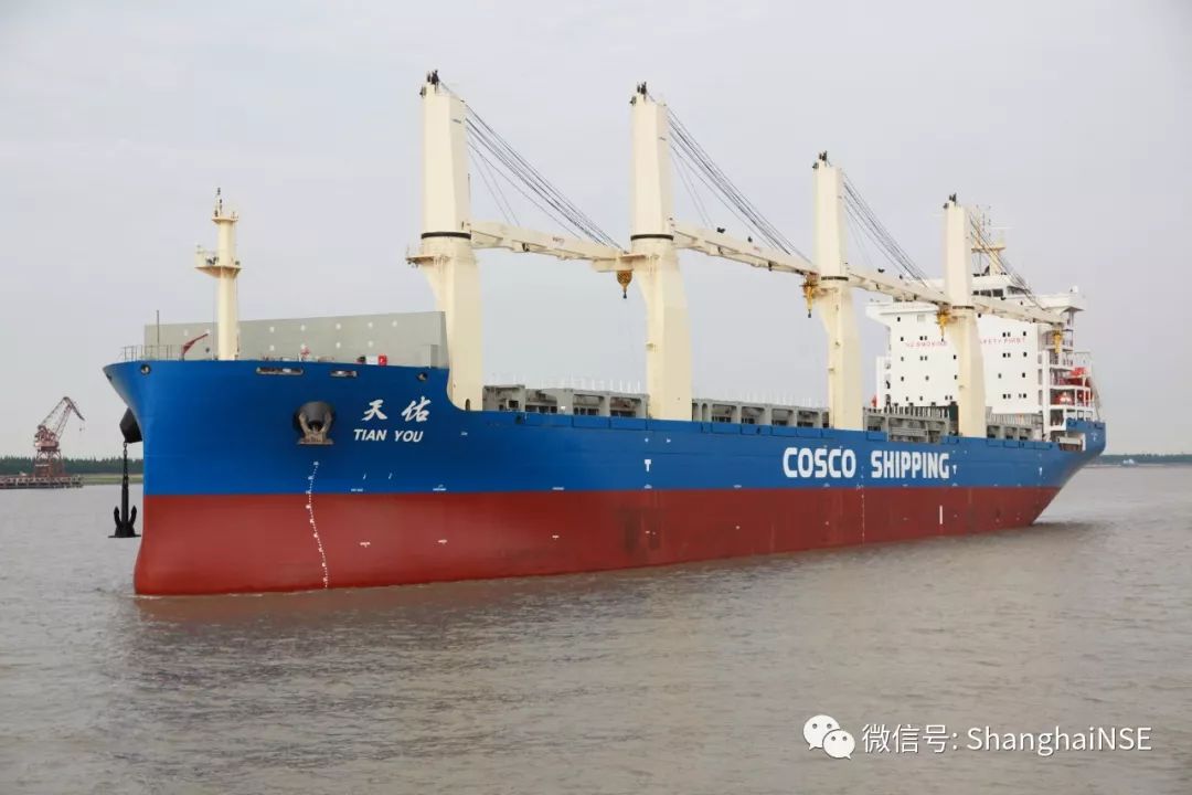 长江船海运，连接东西部的重要纽带