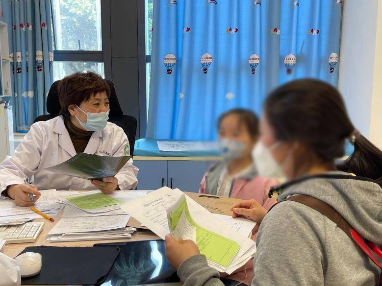 重庆儿童医院淋巴专家——守护儿童健康的守护者