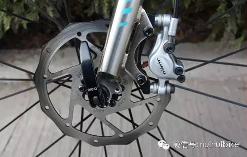 山地车刹车拆解，深入了解与操作指南
