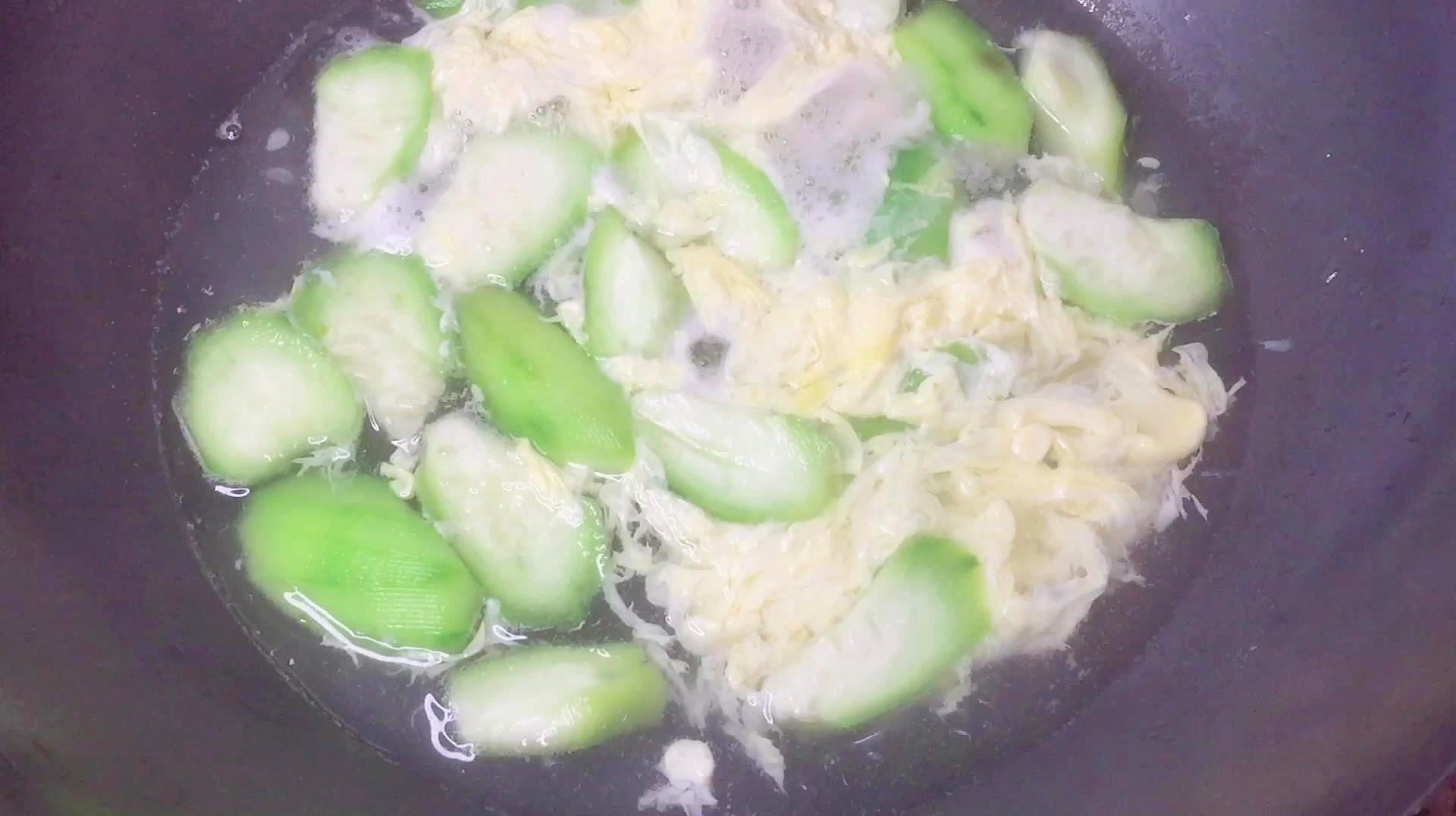丝瓜蛋花的魅力，一道家常美食的烹饪与品味