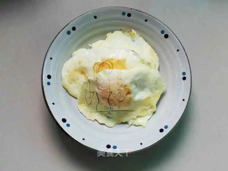 如何制作美味的充蛋花