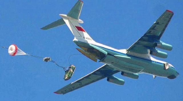 国产新一代伞兵战车，重塑空降兵力量的核心支柱