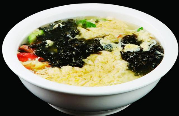 蛋花紫菜汤，一道家常美味汤品的制作方法