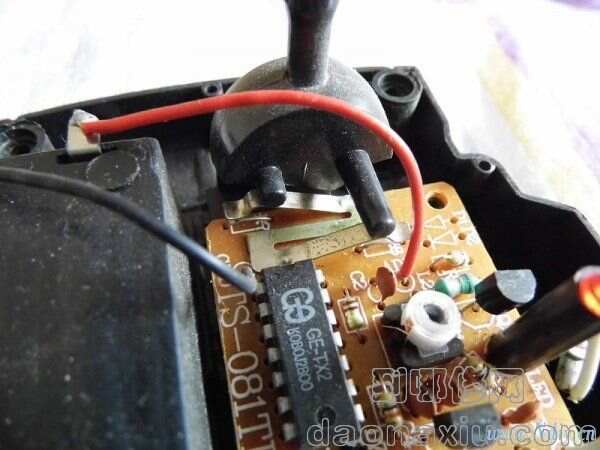 玩具车遥控器坏了怎么修