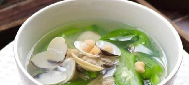 白贝丝瓜蛋花汤，一道鲜美养生的汤品