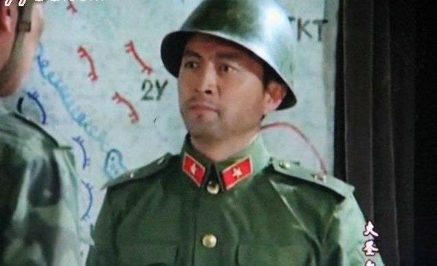 揭秘65伞兵刀材料，性能与特点解析