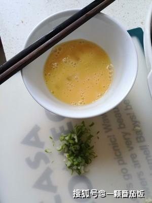 简单的蛋花做法，一道家常美食的烹饪指南
