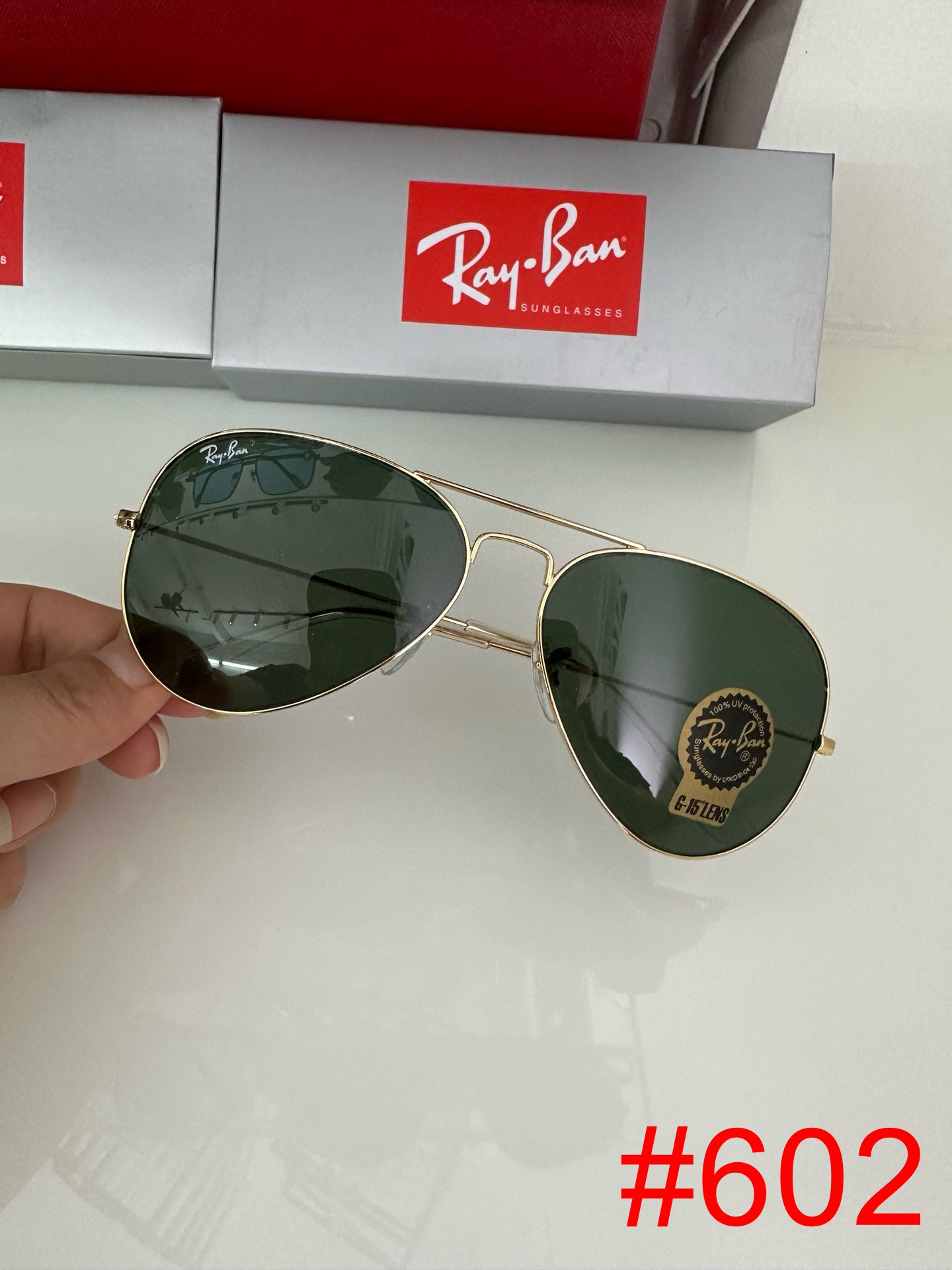 如何辨别RayBan太阳镜的真假