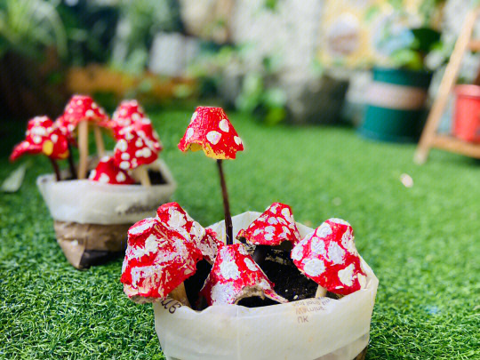 美术小蘑菇小班教案