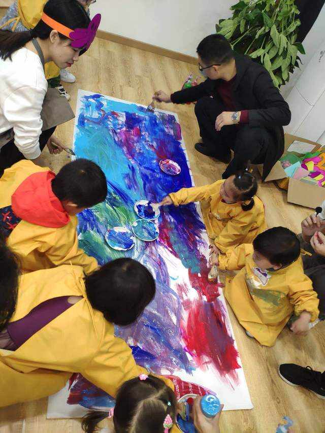 中班艺术美术活动，探索色彩与创意的乐园