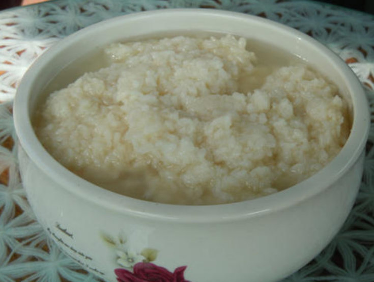 米酒蛋花的做法，一道美味养生的传统佳肴